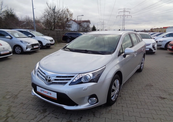 Toyota Avensis cena 29900 przebieg: 180000, rok produkcji 2012 z Koniecpol małe 232